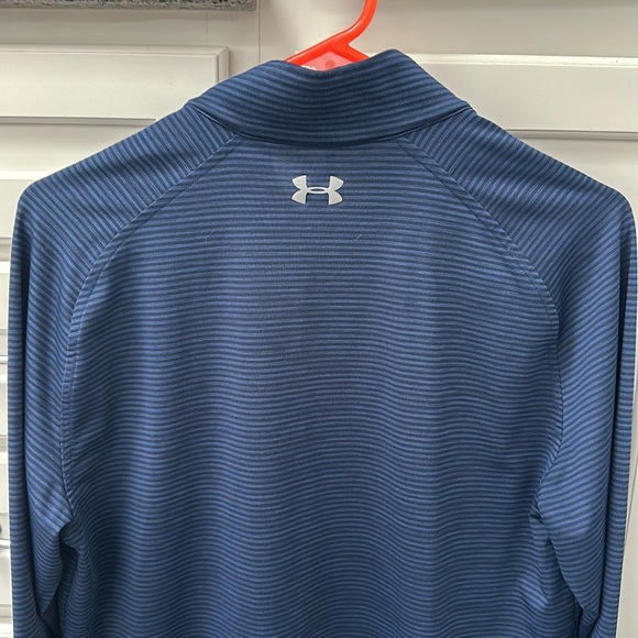 Men's size small Under Armour blue and black striped quarter zip - Picture 4 of 6